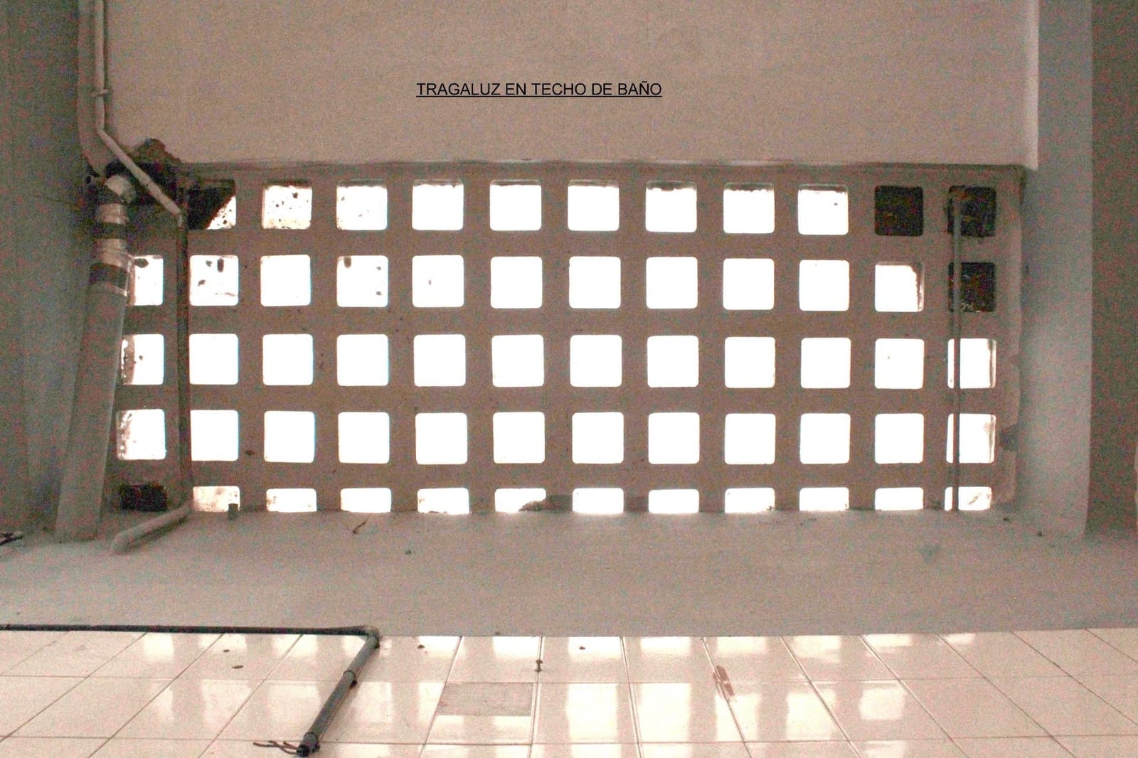 Komercyjne do wynajęcia w Miasto Sewilla z garażem - 2 200 € (Ref: 9374202)