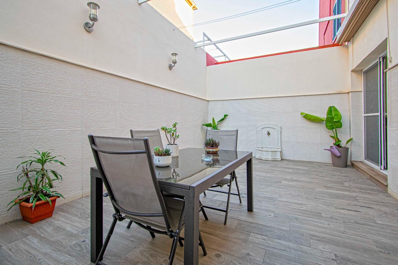 5 slaapkamer Rijtjeshuis te koop in Castilleja de la Cuesta - € 299.500 (Ref: 9374203)