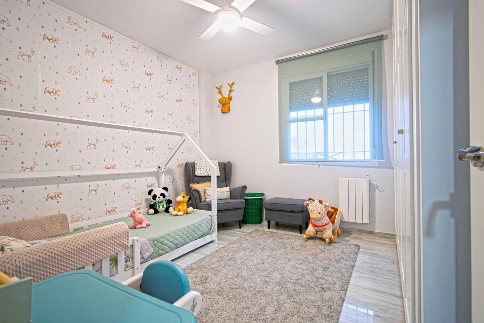 5 slaapkamer Rijtjeshuis te koop in Castilleja de la Cuesta - € 299.500 (Ref: 9374203)