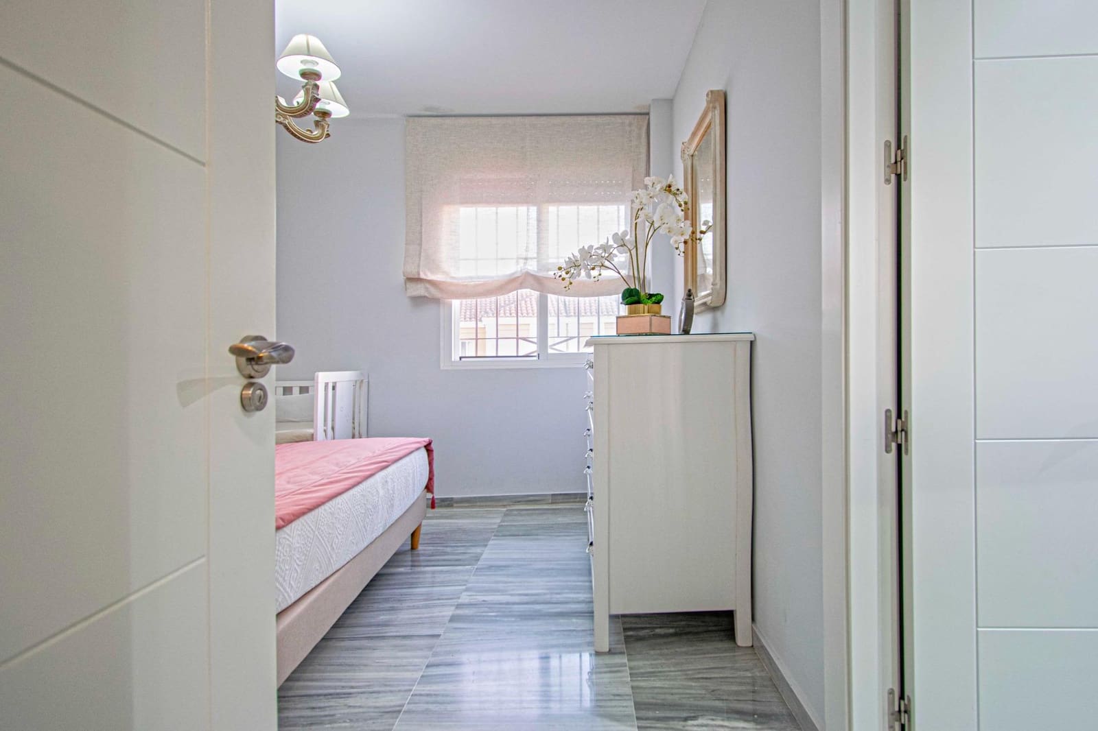 5 slaapkamer Rijtjeshuis te koop in Castilleja de la Cuesta - € 299.500 (Ref: 9374203)