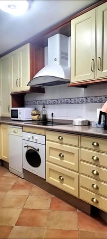 4 chambre Villa/Maison Mitoyenne à vendre à San Juan de Aznalfarache avec piscine - 340 000 € (Ref: 9374204)