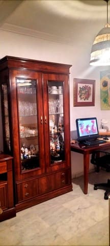 4 chambre Villa/Maison Mitoyenne à vendre à San Juan de Aznalfarache avec piscine - 340 000 € (Ref: 9374204)