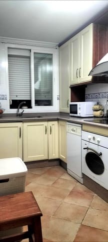 4 chambre Villa/Maison Mitoyenne à vendre à San Juan de Aznalfarache avec piscine - 340 000 € (Ref: 9374204)