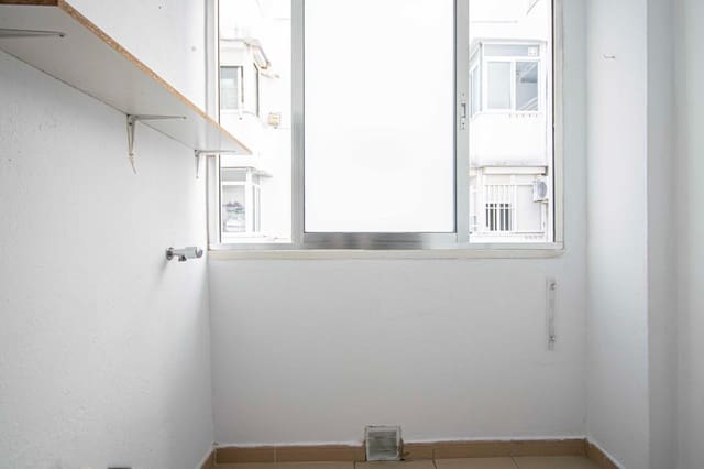 3 quarto Apartamento para venda em Sevilha cidade com garagem - 210 000 € (Ref: 9374205)