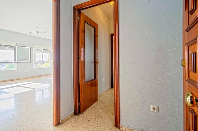 3 quarto Apartamento para venda em Sevilha cidade com garagem - 210 000 € (Ref: 9374205)