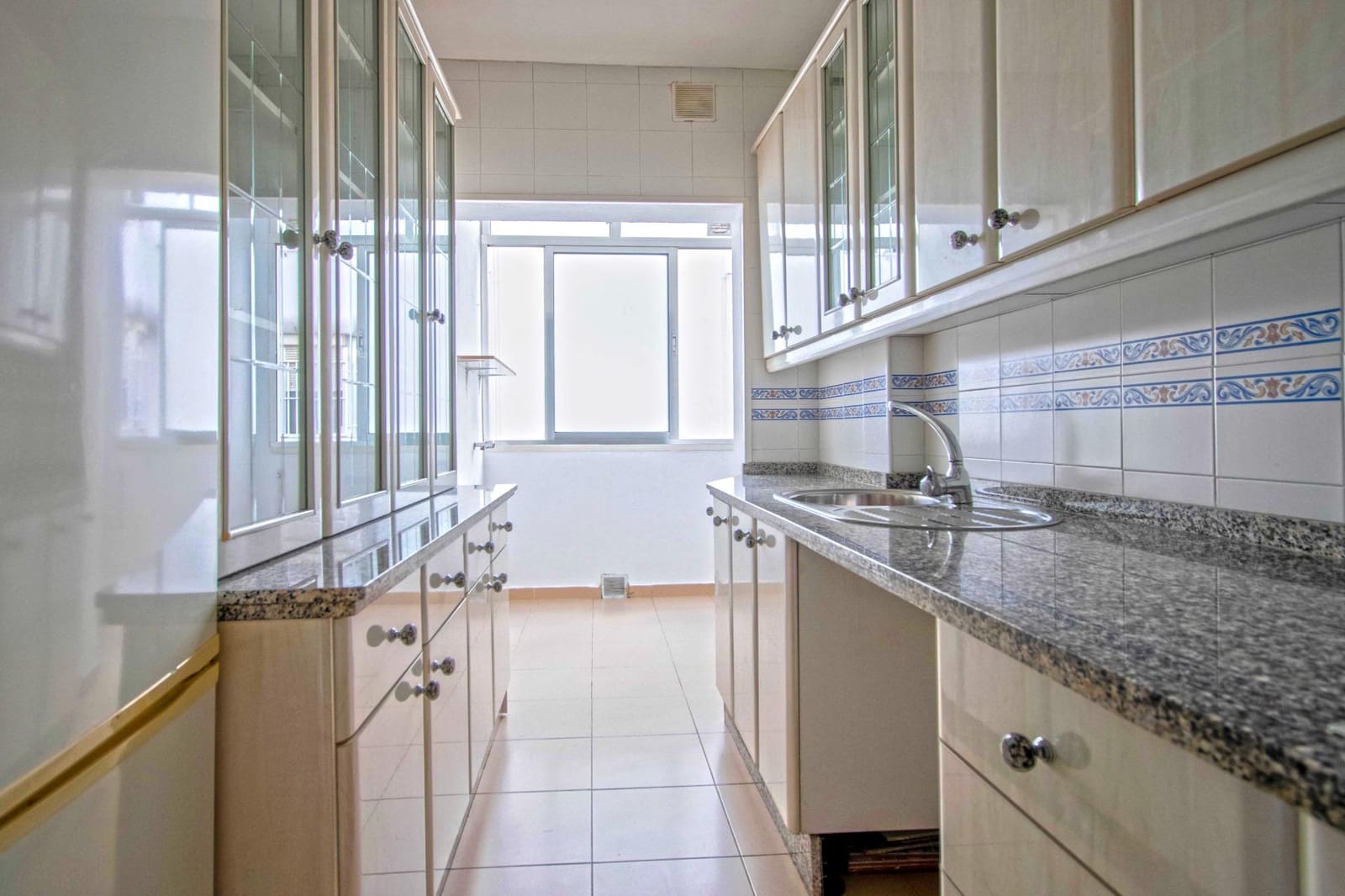 3 quarto Apartamento para venda em Sevilha cidade com garagem - 210 000 € (Ref: 9374205)