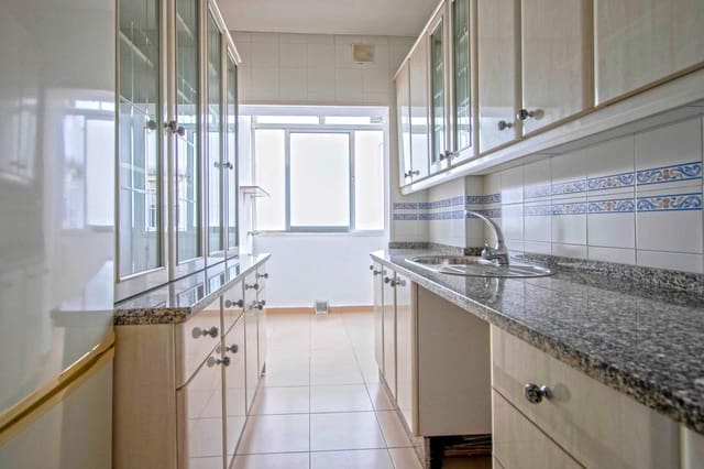 3 quarto Apartamento para venda em Sevilha cidade com garagem - 210 000 € (Ref: 9374205)