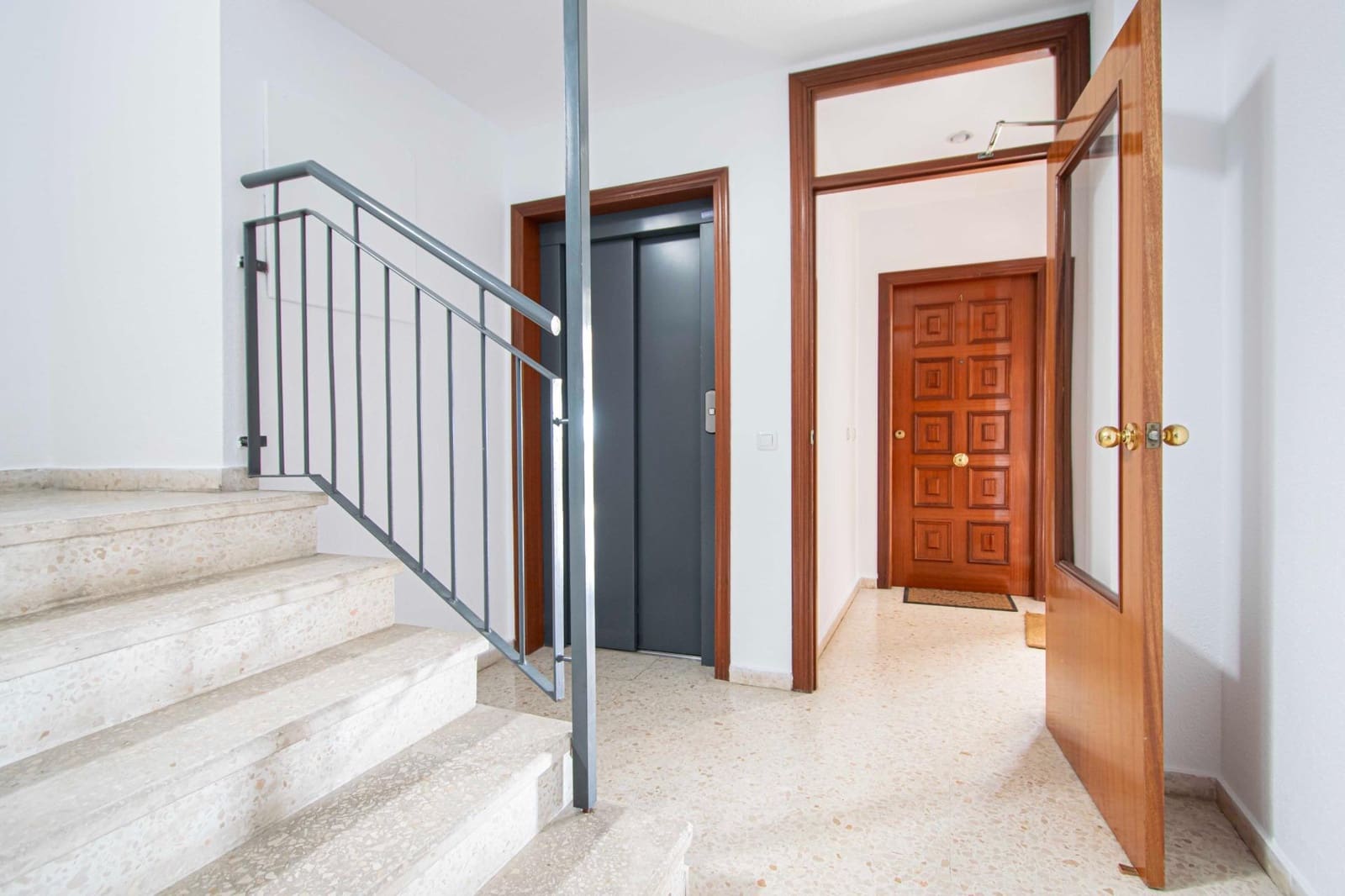 3 quarto Apartamento para venda em Sevilha cidade com garagem - 210 000 € (Ref: 9374205)