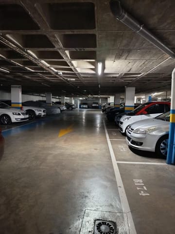 Garage in vendita in Siviglia città - 19.000 € (Rif: 9383003)