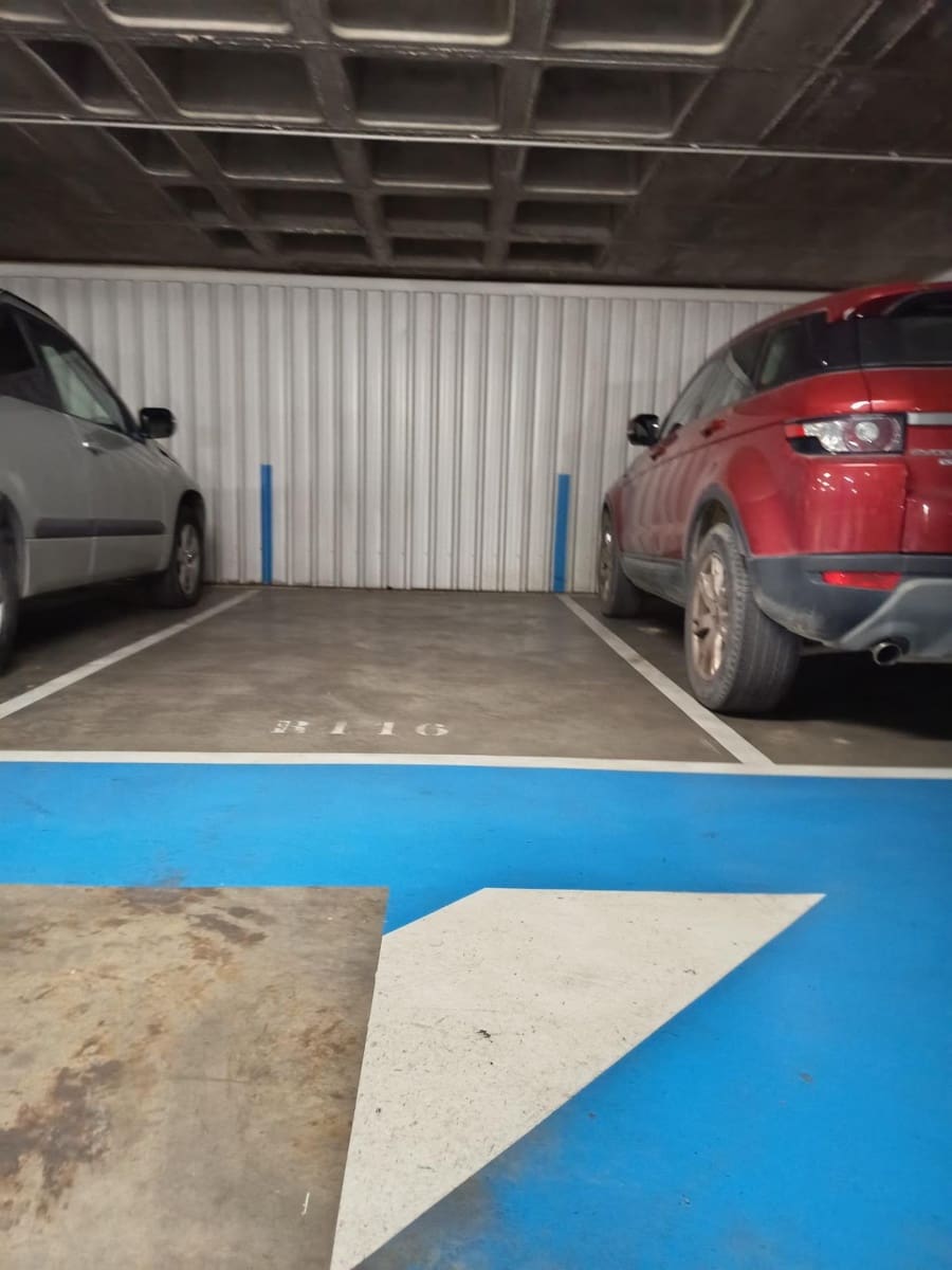 Garage for sale in Seville city - € 19,000 (Ref: 9383003)