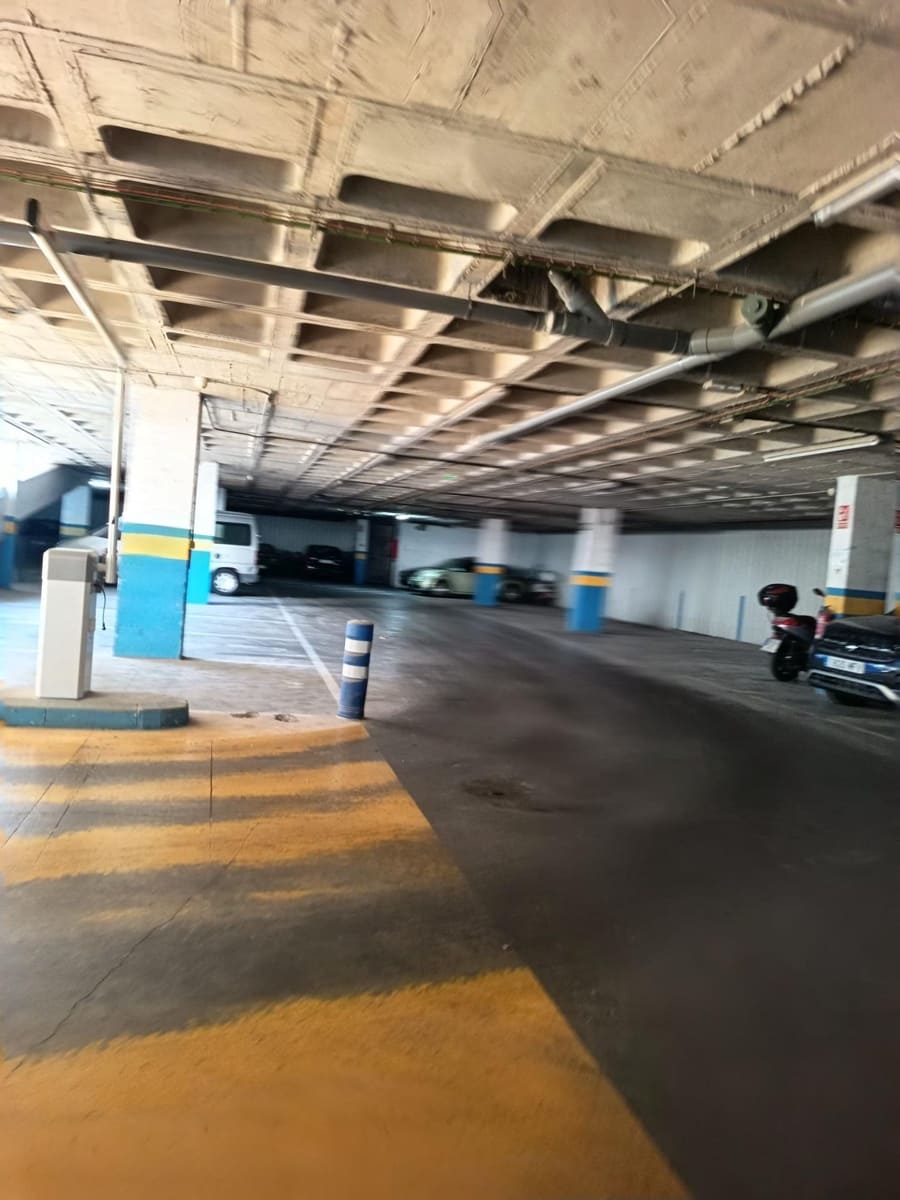 Garagem para venda em Sevilha cidade - 19 000 € (Ref: 9383003)