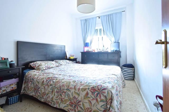 2 soverom Leilighet til salgs i Sevilla by med garasje - € 234 000 (Ref: 9383004)