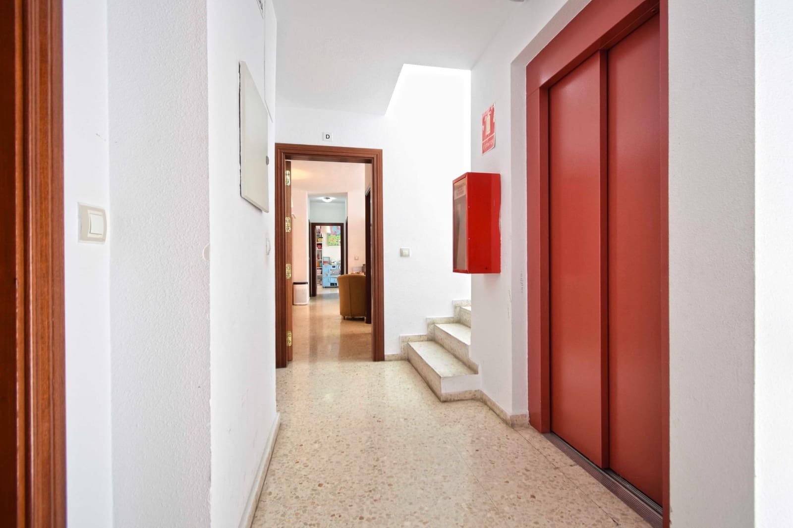 2 soverom Leilighet til salgs i Sevilla by med garasje - € 234 000 (Ref: 9383004)