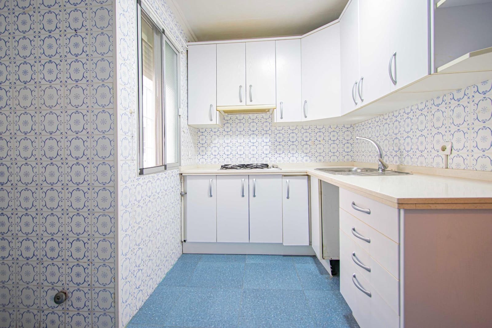 3 slaapkamer Flat te koop in Sevilla stad - € 239.000 (Ref: 9383005)