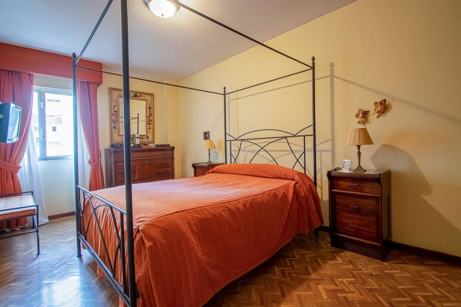 4 soverom Leilighet til salgs i Sevilla by med garasje - € 655 000 (Ref: 9385685)