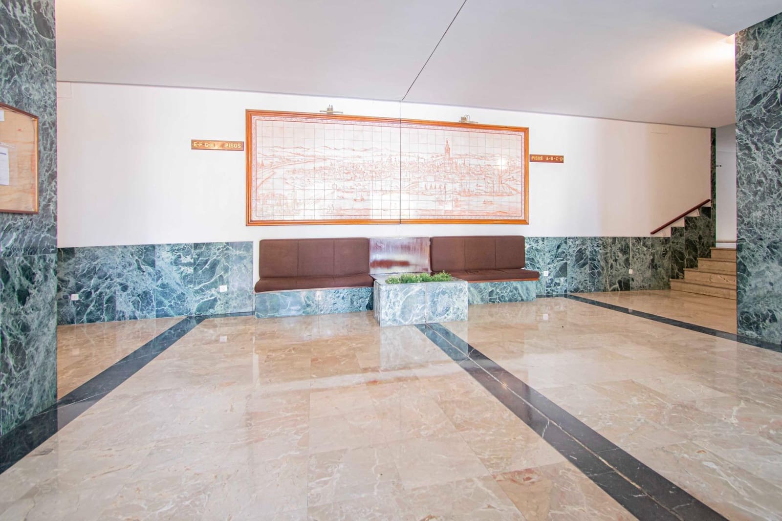 4 soverom Leilighet til salgs i Sevilla by med garasje - € 655 000 (Ref: 9385685)