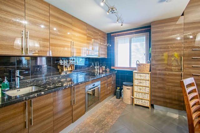 3 chambre Appartement à vendre à La Algaba avec garage - 158 500 € (Ref: 9385686)