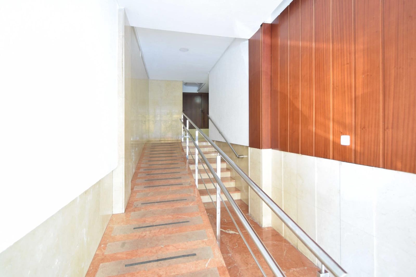 3 sypialnia Mieszkanie na sprzedaż w Miasto Sewilla - 195 000 € (Ref: 9387988)