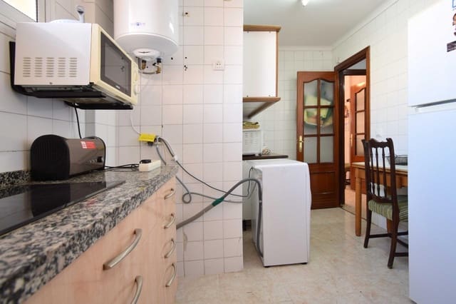 3 sypialnia Mieszkanie na sprzedaż w Miasto Sewilla - 195 000 € (Ref: 9387988)