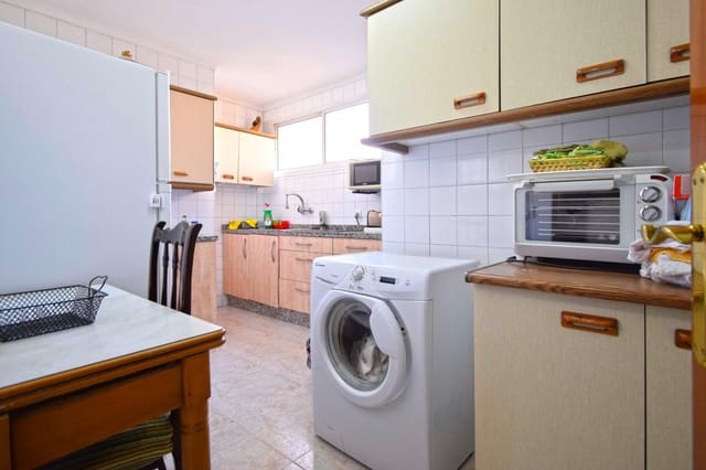 3 sypialnia Mieszkanie na sprzedaż w Miasto Sewilla - 195 000 € (Ref: 9387988)