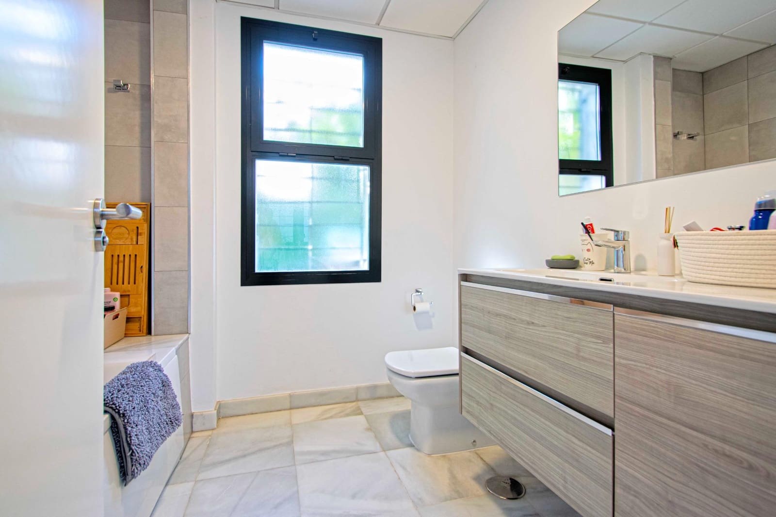 4 sovrum Villa till salu i Bollullos de la Mitacion med pool - 450 000 € (Ref: 9387989)