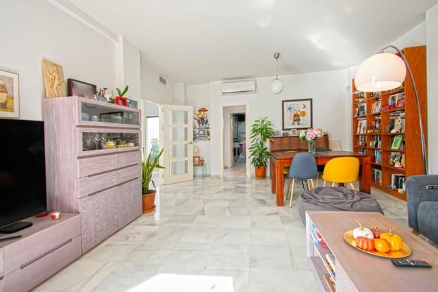 4 soverom Villa til salgs i Bollullos de la Mitación med svømmebasseng - € 450 000 (Ref: 9387989)