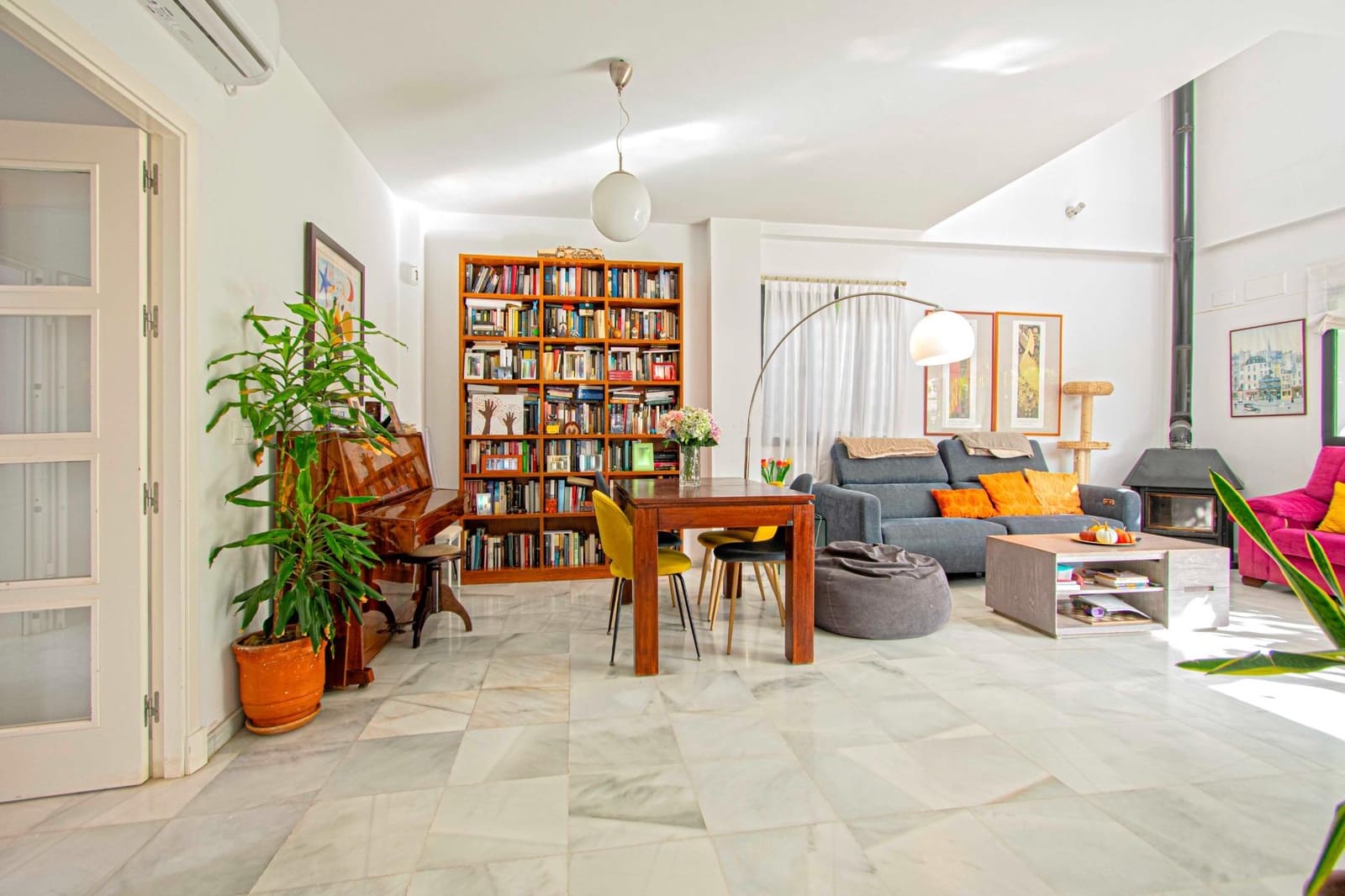 4 sovrum Villa till salu i Bollullos de la Mitacion med pool - 450 000 € (Ref: 9387989)