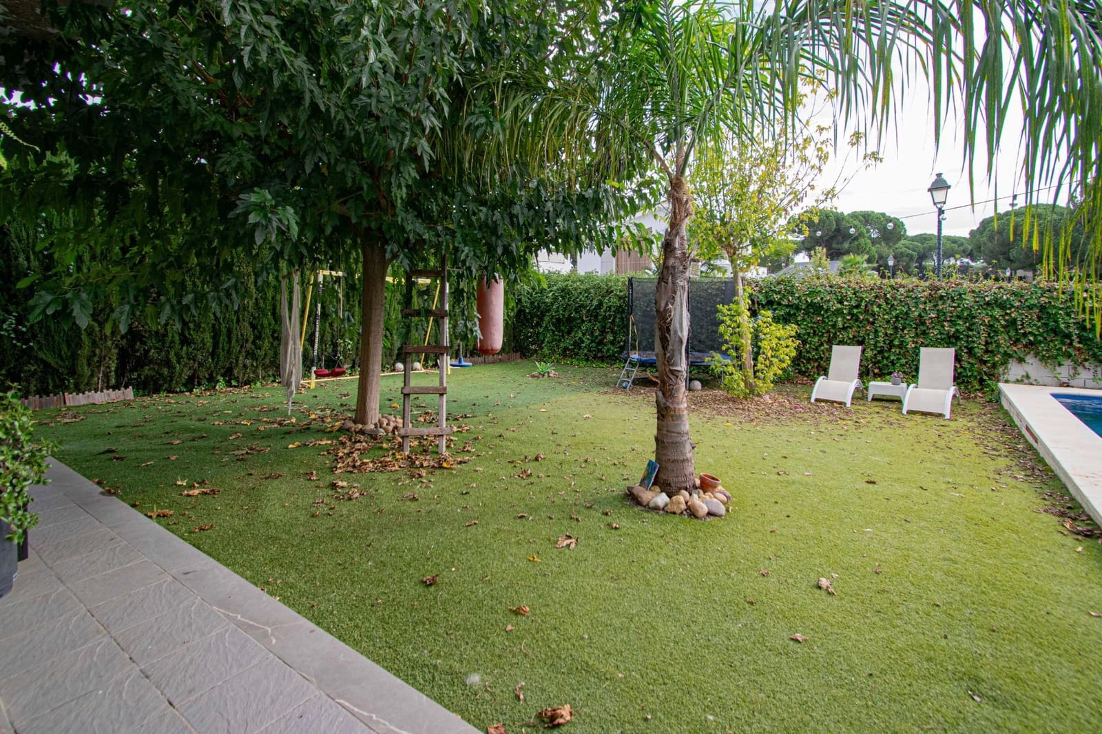 4 sovrum Villa till salu i Bollullos de la Mitacion med pool - 450 000 € (Ref: 9387989)