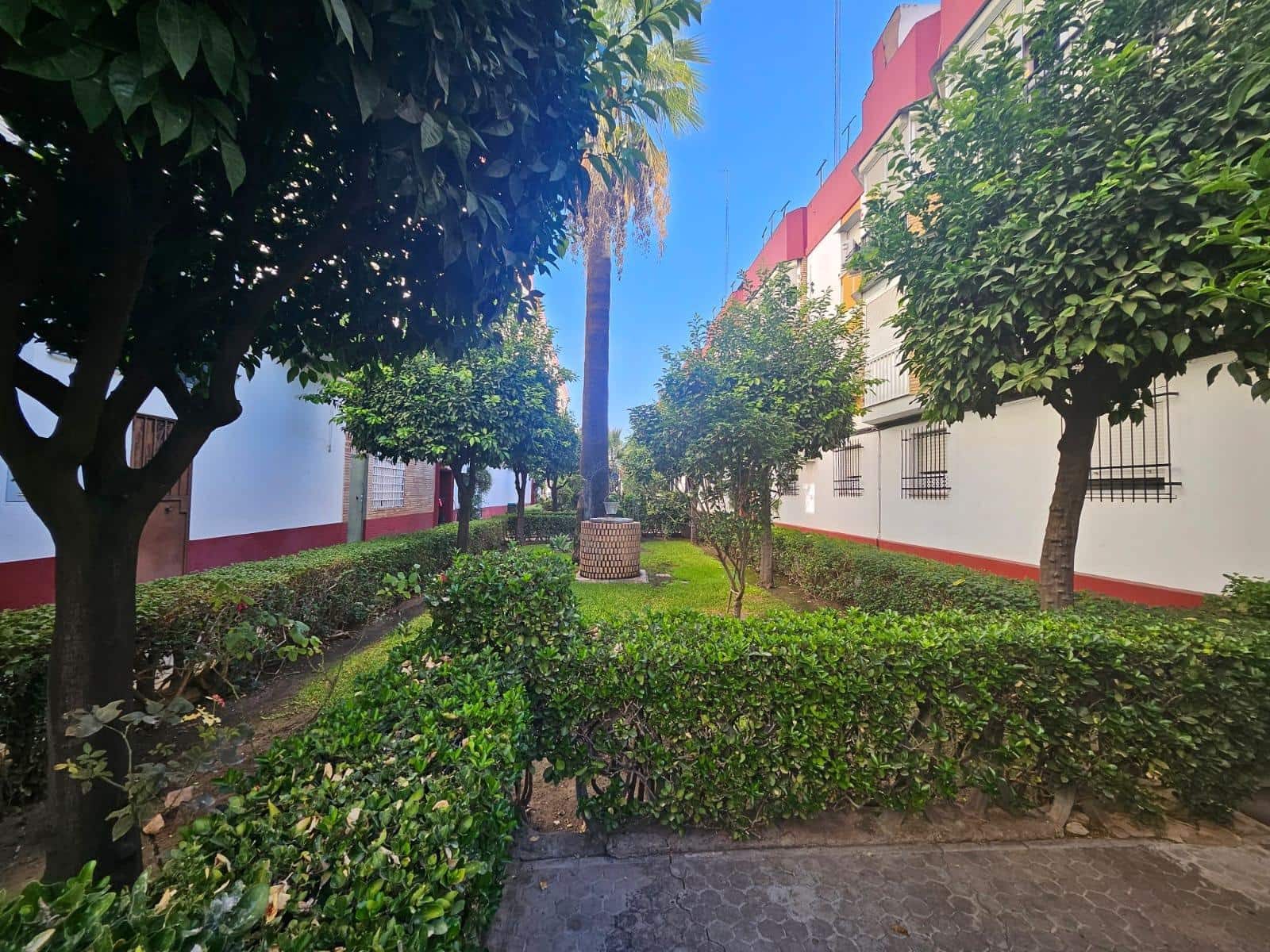 3 bedroom Apartment for sale in Seville city - € 255,000 (Ref: 9387990)