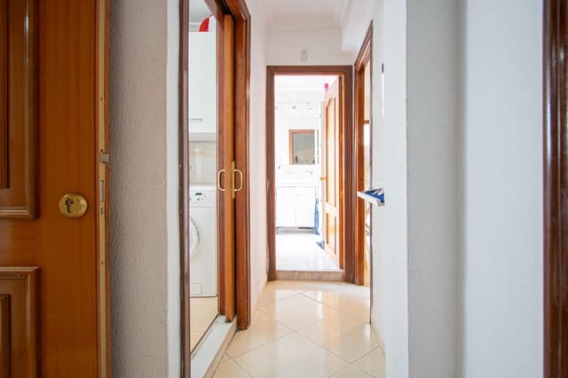 Piso de 3 habitaciones en Sevilla ciudad en venta - 160.000 € (Ref: 9390952)