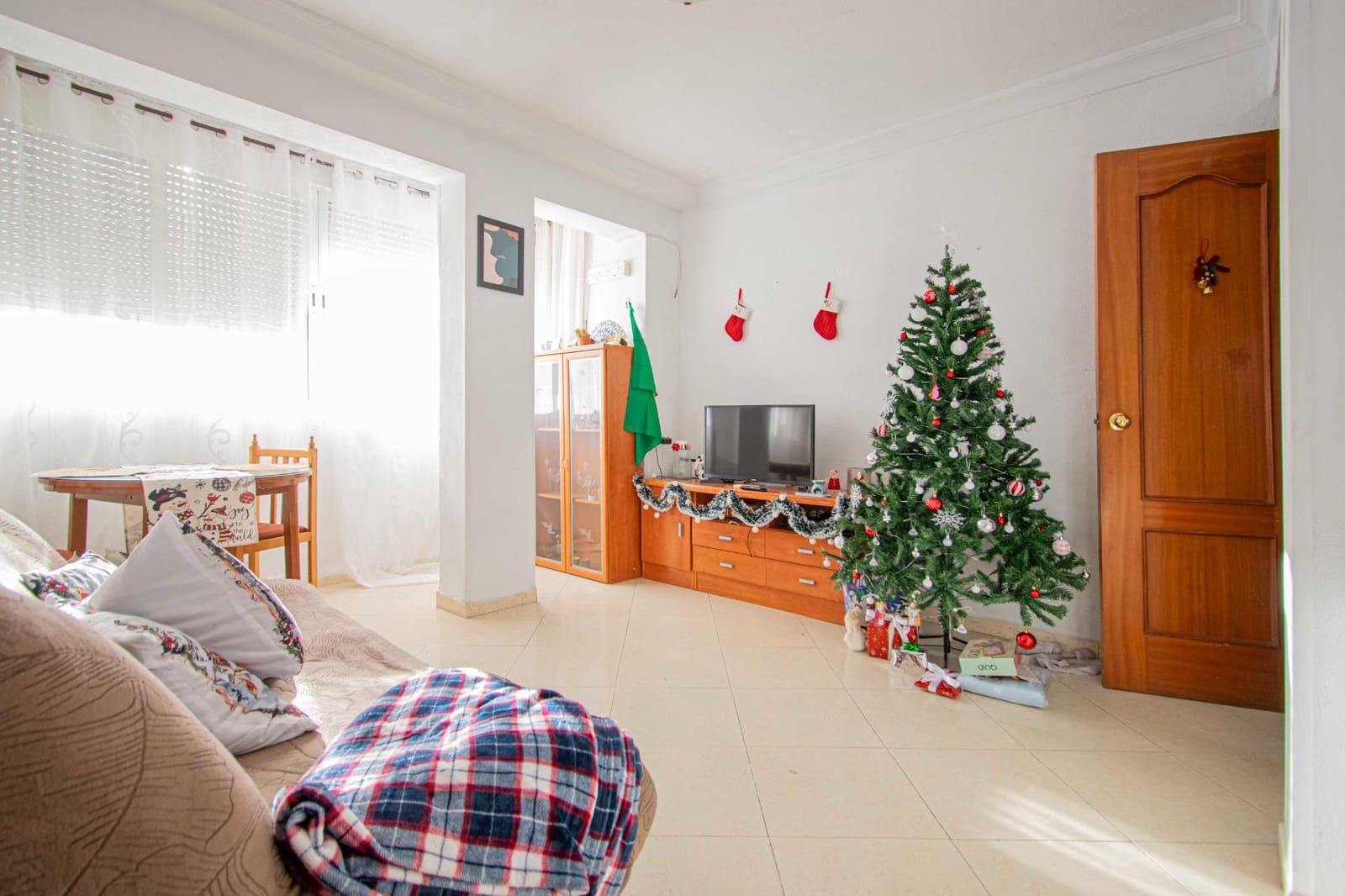 3 bedroom Flat for sale in Seville city - € 160,000 (Ref: 9390952)