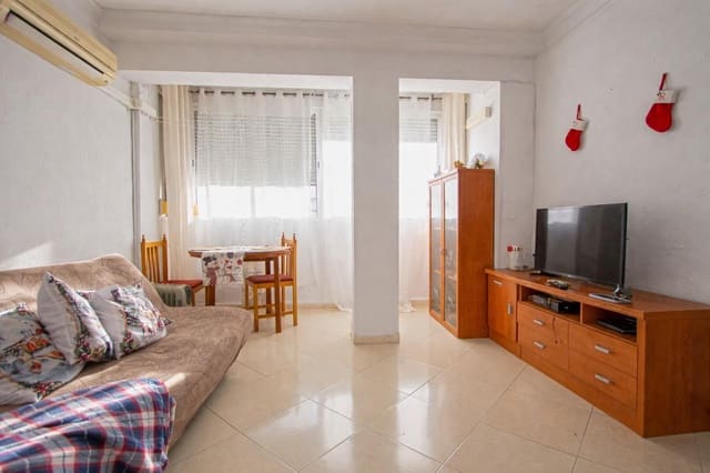 3 slaapkamer Flat te koop in Sevilla stad - € 150.000 (Ref: 9390952)