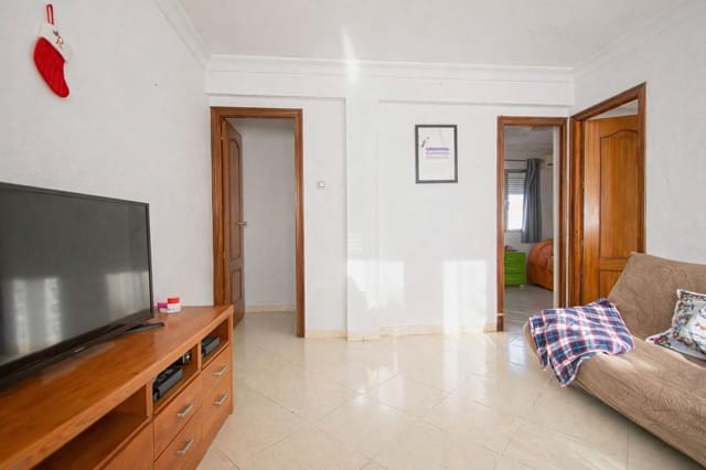 3 slaapkamer Flat te koop in Sevilla stad - € 150.000 (Ref: 9390952)