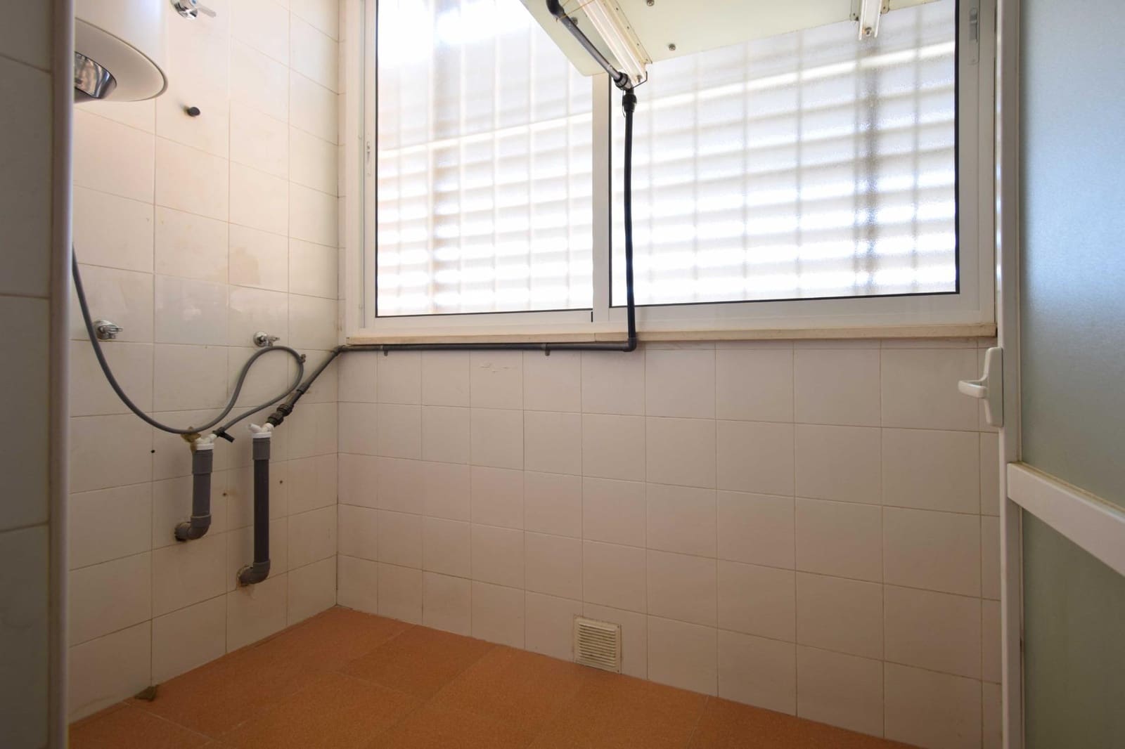 Piso de 2 habitaciones en Sevilla ciudad en venta con piscina - 249.990 € (Ref: 9390953)