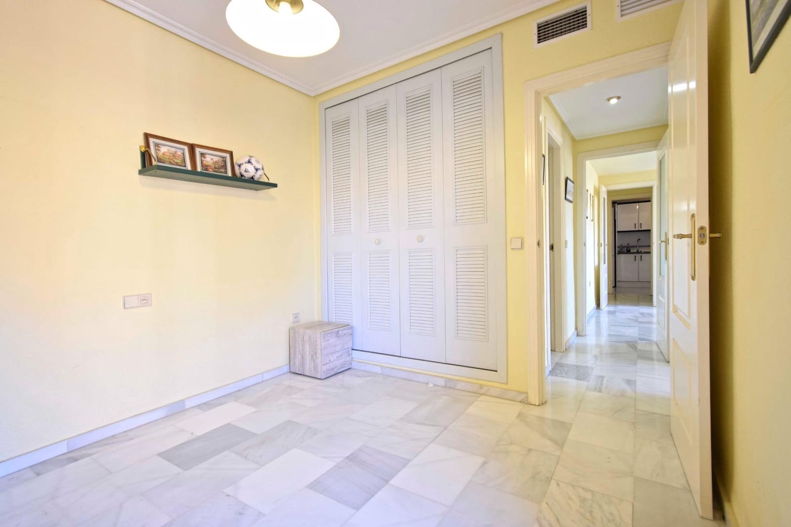 Piso de 2 habitaciones en Sevilla ciudad en venta con piscina - 249.990 € (Ref: 9390953)