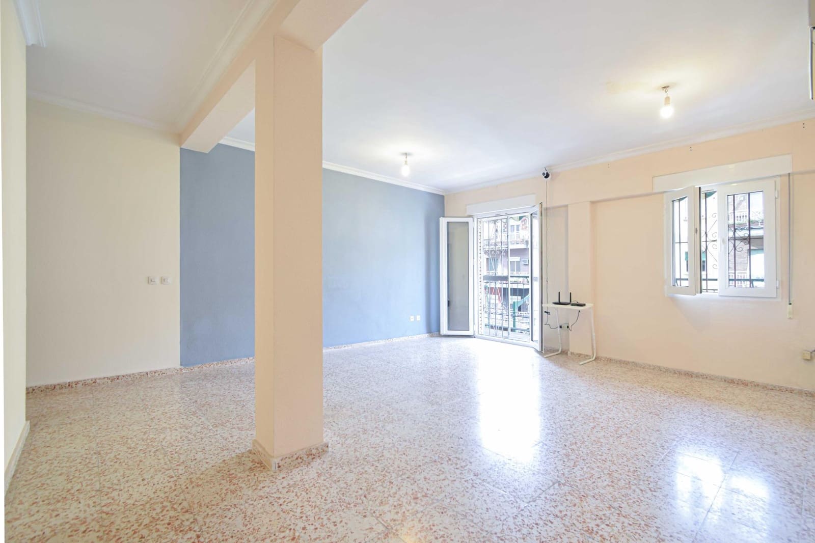 2 soverom Leilighet til salgs i Sevilla by - € 240 000 (Ref: 9390954)