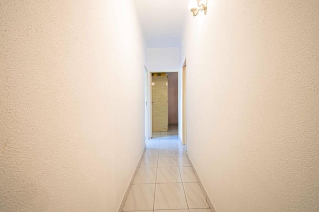 3 makuuhuone Asunto myytävänä paikassa Sevilla kaupunki - 230 000 € (Ref: 9396083)