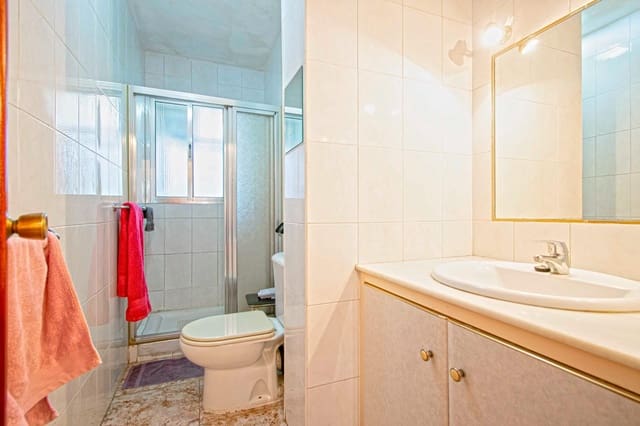 3 makuuhuone Asunto myytävänä paikassa Sevilla kaupunki - 230 000 € (Ref: 9396083)