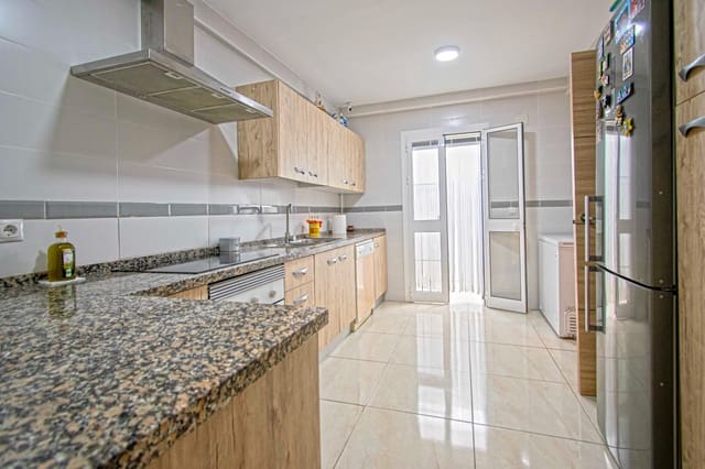 2 chambre Appartement à vendre à Rochelambert, Séville ville - 145 000 € (Ref: 9396085)