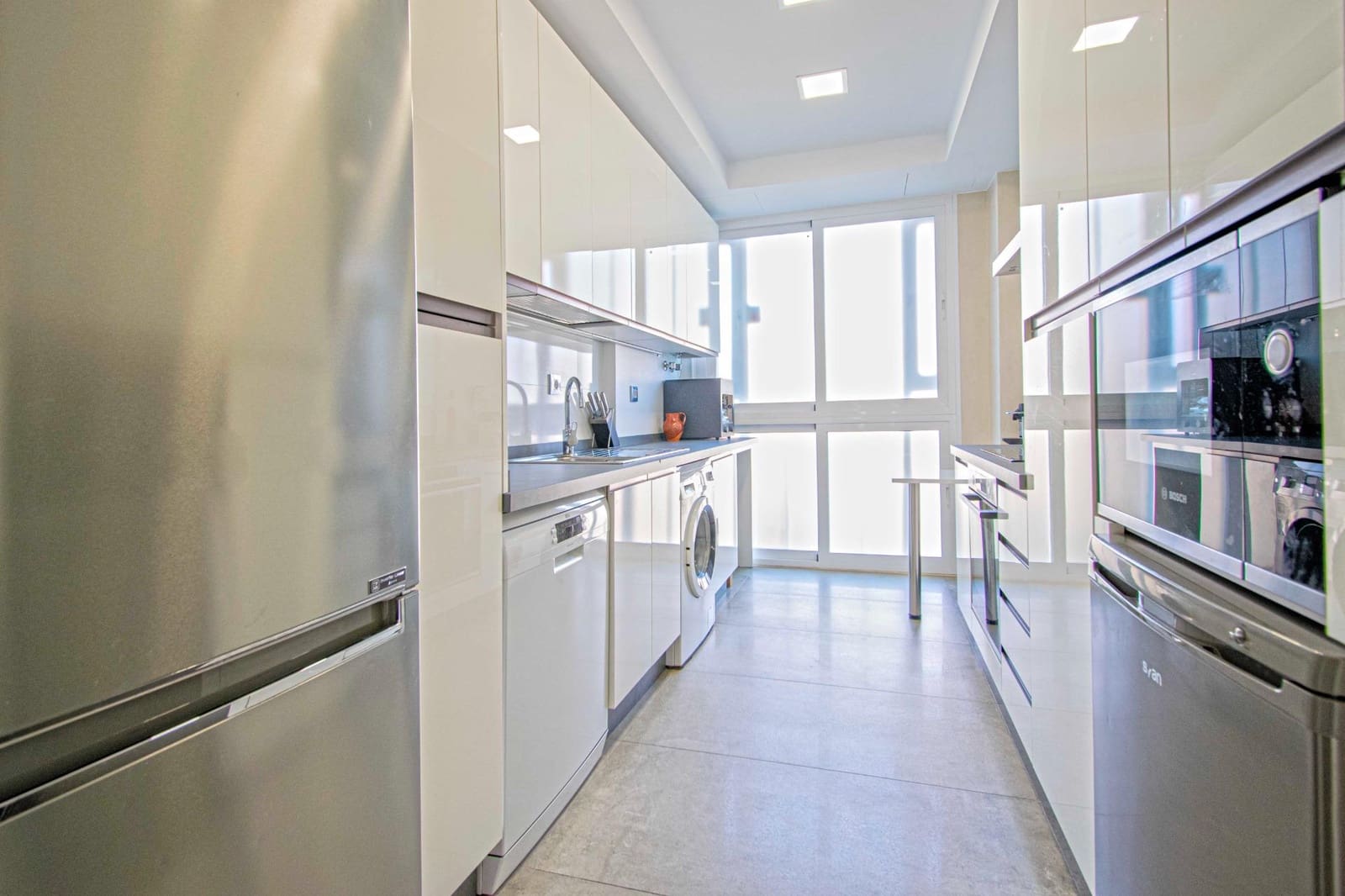 3 soveværelse Lejlighed til salg i Sevilla by med garage - € 540.800 (Ref: 9396086)