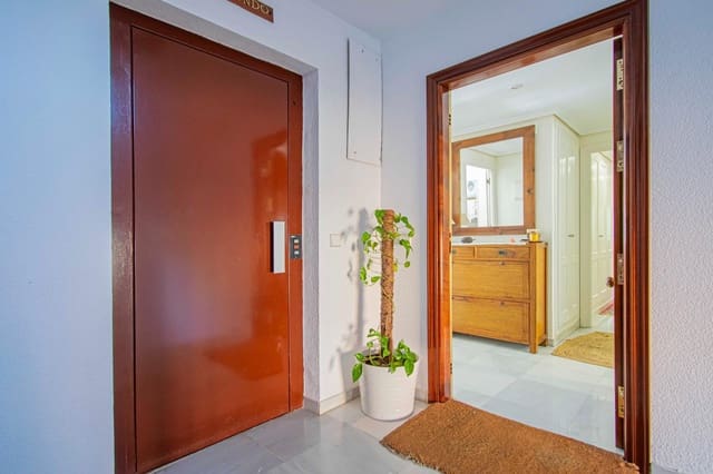 3 soveværelse Lejlighed til salg i Sevilla by med garage - € 540.800 (Ref: 9396086)