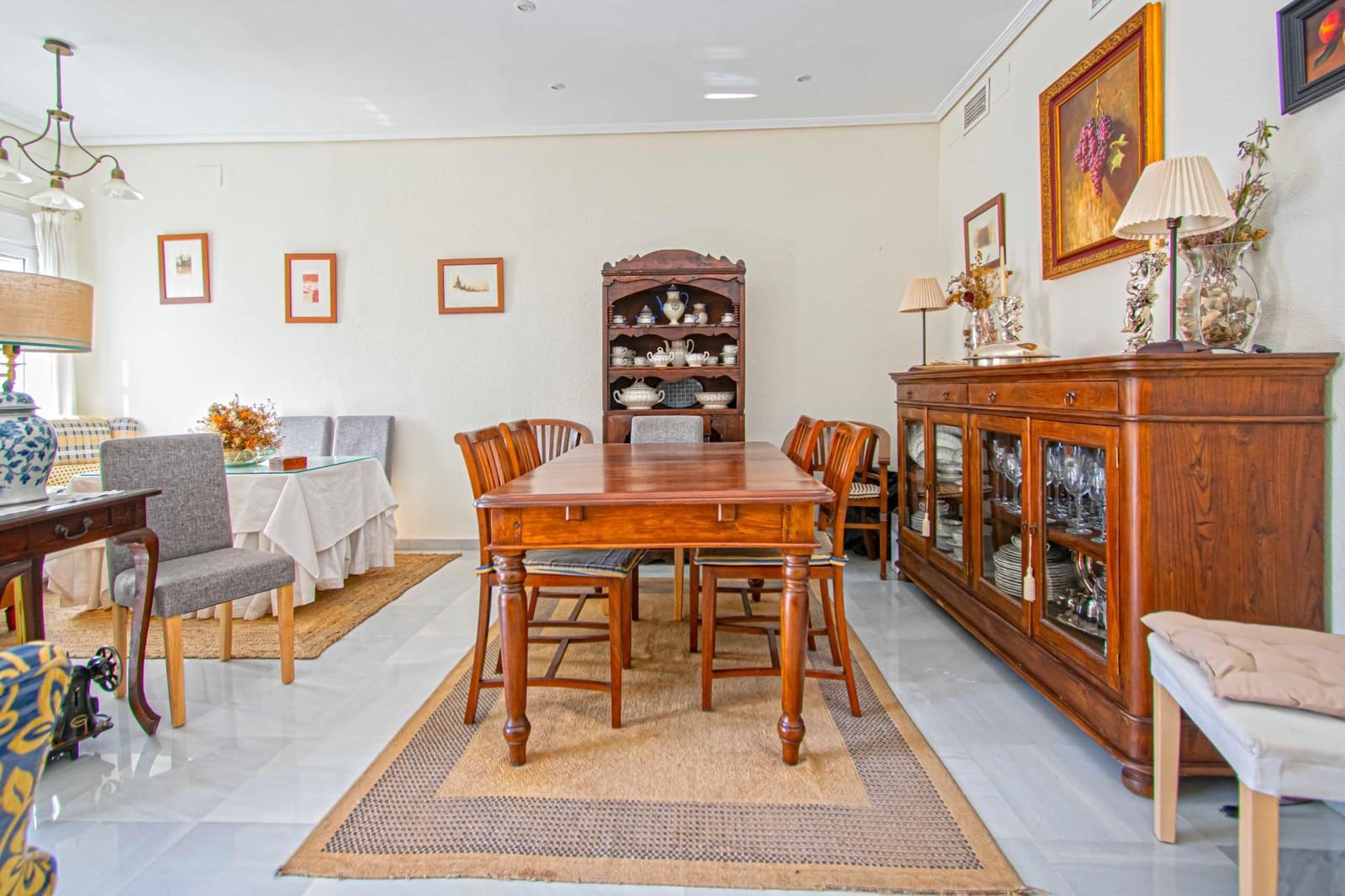 3 soveværelse Lejlighed til salg i Sevilla by med garage - € 540.800 (Ref: 9396086)