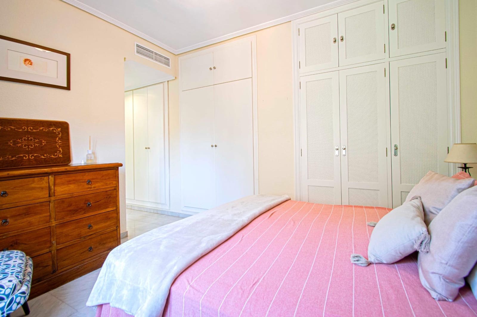 3 soveværelse Lejlighed til salg i Sevilla by med garage - € 540.800 (Ref: 9396086)