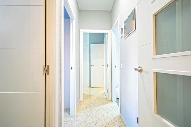 3 sypialnia Mieszkanie na sprzedaż w Miasto Sewilla z garażem - 192 000 € (Ref: 9401157)