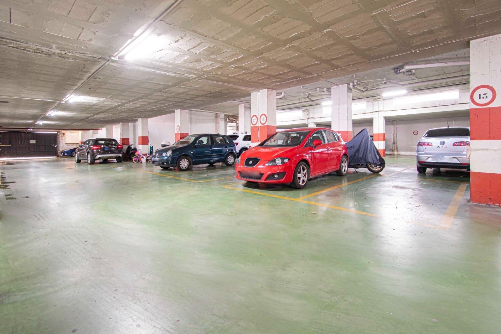 3 quarto Apartamento para venda em Sevilha cidade com garagem - 192 000 € (Ref: 9401157)