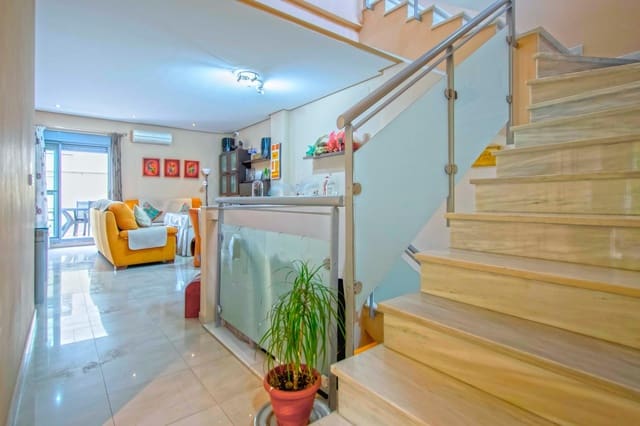 4 chambre Villa/Maison Mitoyenne à vendre à Bormujos - 290 000 € (Ref: 9401158)