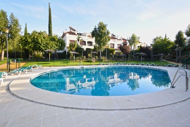 5 slaapkamer Halfvrijstaande villa te koop in Las Pajanosas, Guillena met zwembad garage - € 299.000 (Ref: 9401160)