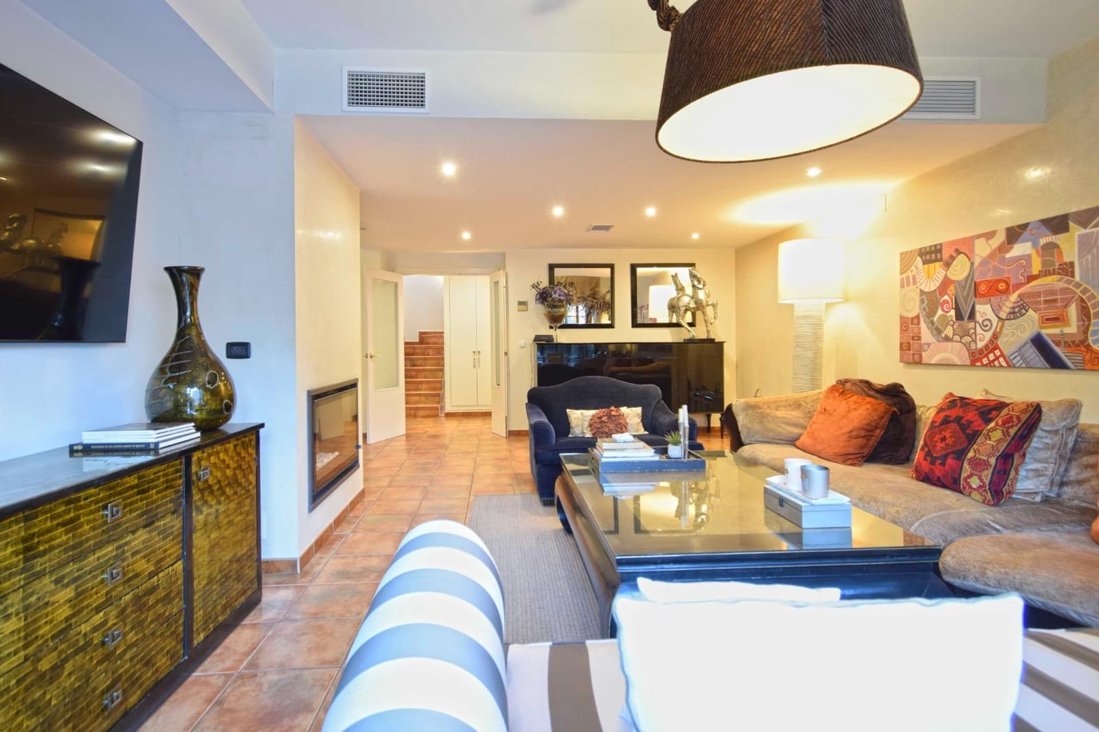 5 bedroom Semi-detached Villa for sale in Las Pajanosas with pool garage - € 299,000 (Ref: 9401160)