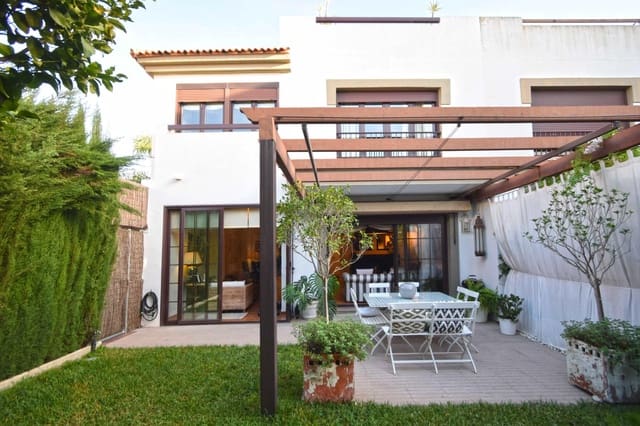 5 bedroom Semi-detached Villa for sale in Las Pajanosas, Guillena with pool garage - € 299,000 (Ref: 9401160)