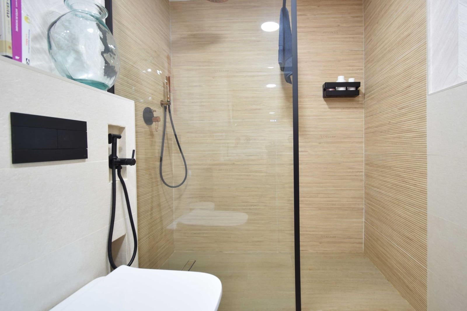 5 sypialnia Dom blizniak na sprzedaż w Las Pajanosas z basenem garażem - 299 000 € (Ref: 9401160)